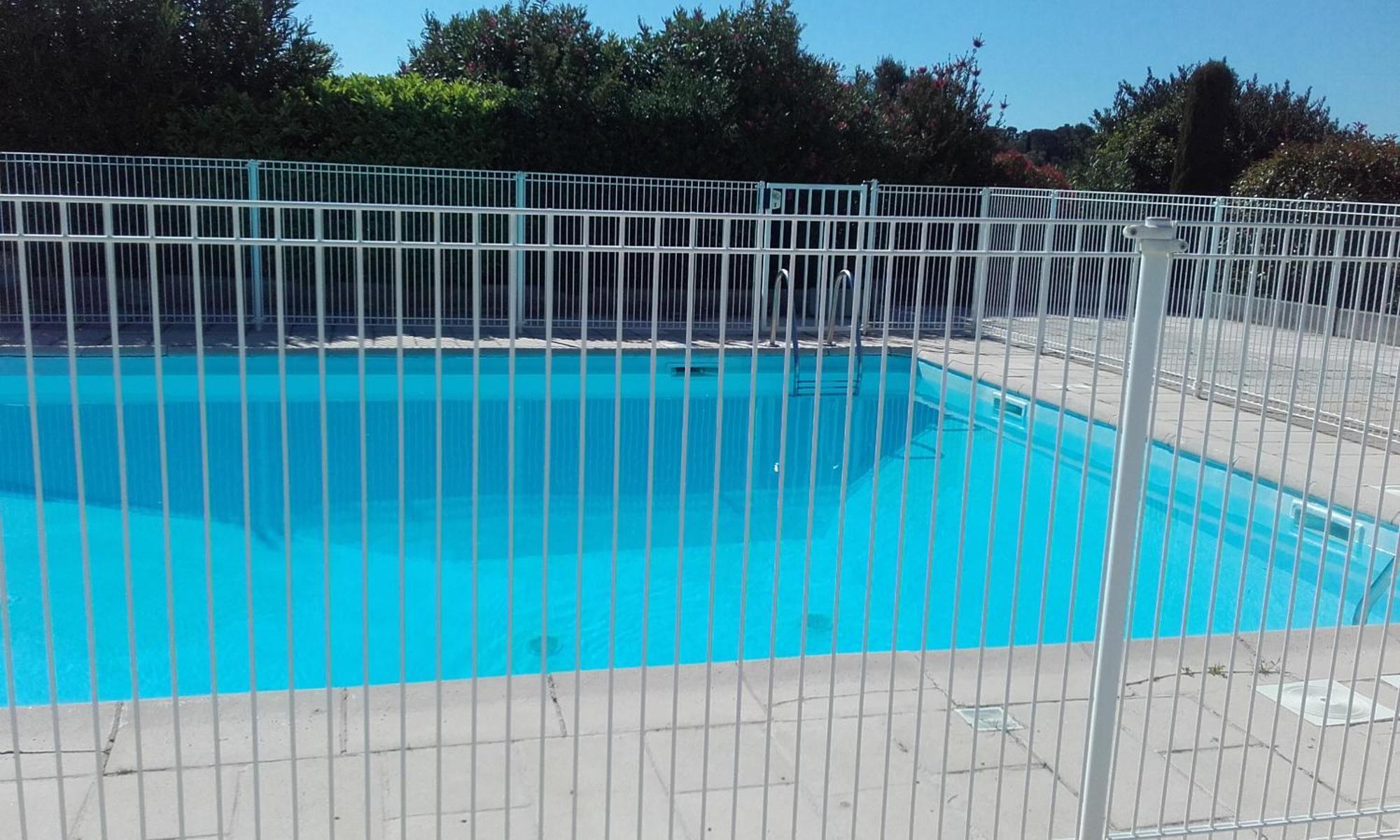 Appartement Vue Mer Piscines Parking Les Coraux Agay Plage Saint-Raphael  Bagian luar foto